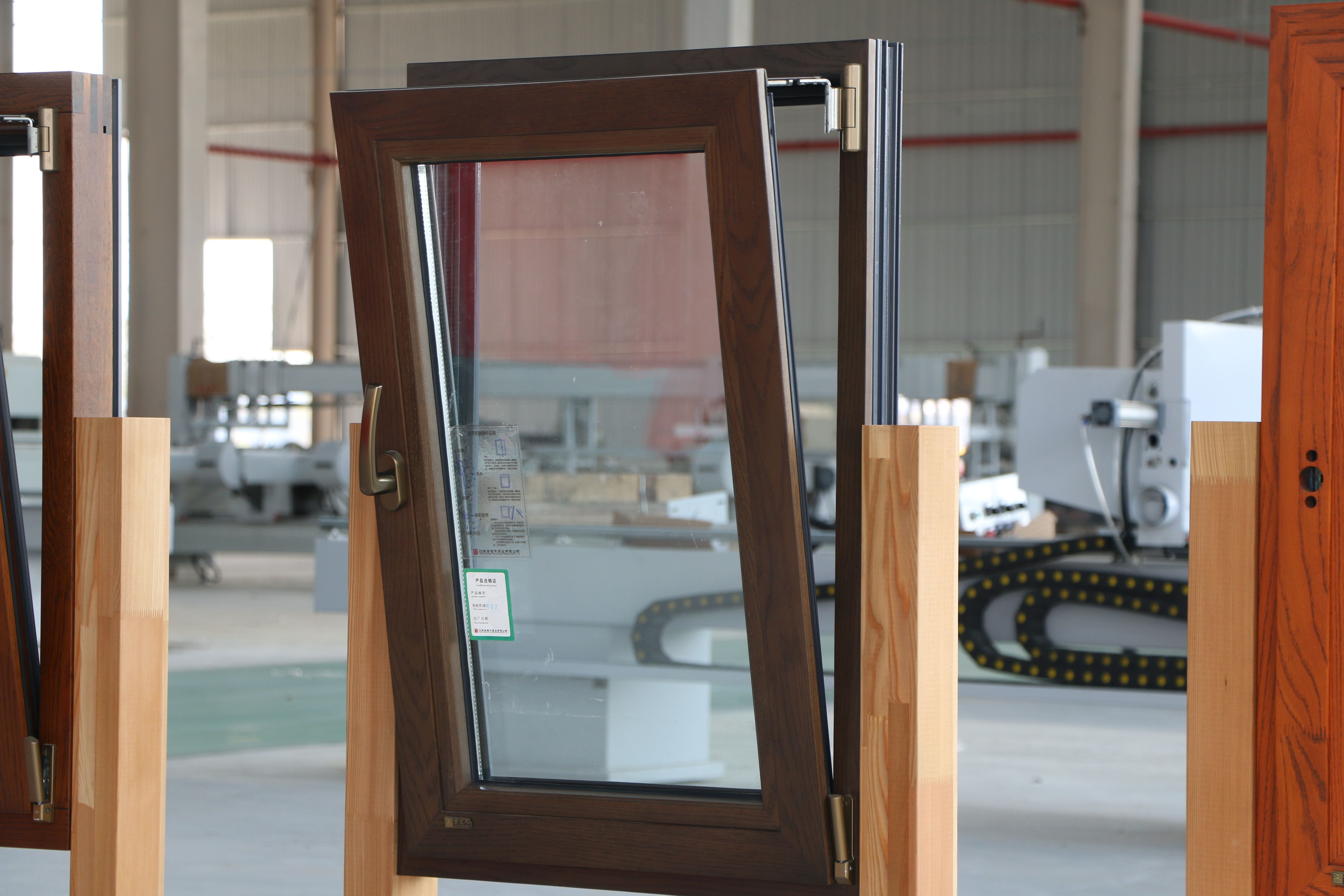 隔音鋁包木門窗樣窗展示
