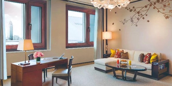 新中式裝修，鋁包木門窗訂制成首先產(chǎn)品