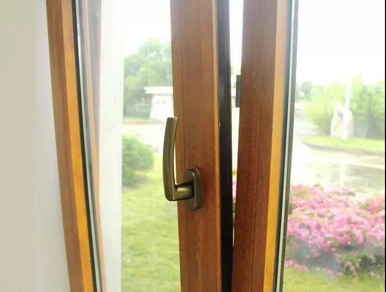 鋁包木門窗細(xì)節(jié)展示