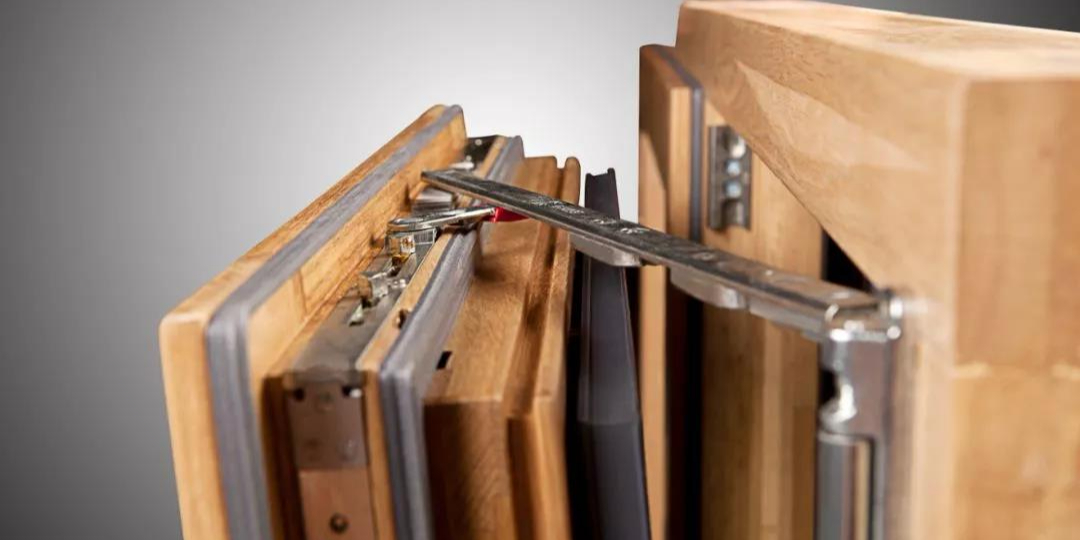 鋁木復合門窗與鋁包木門窗兩者的區別，大家知道嗎？