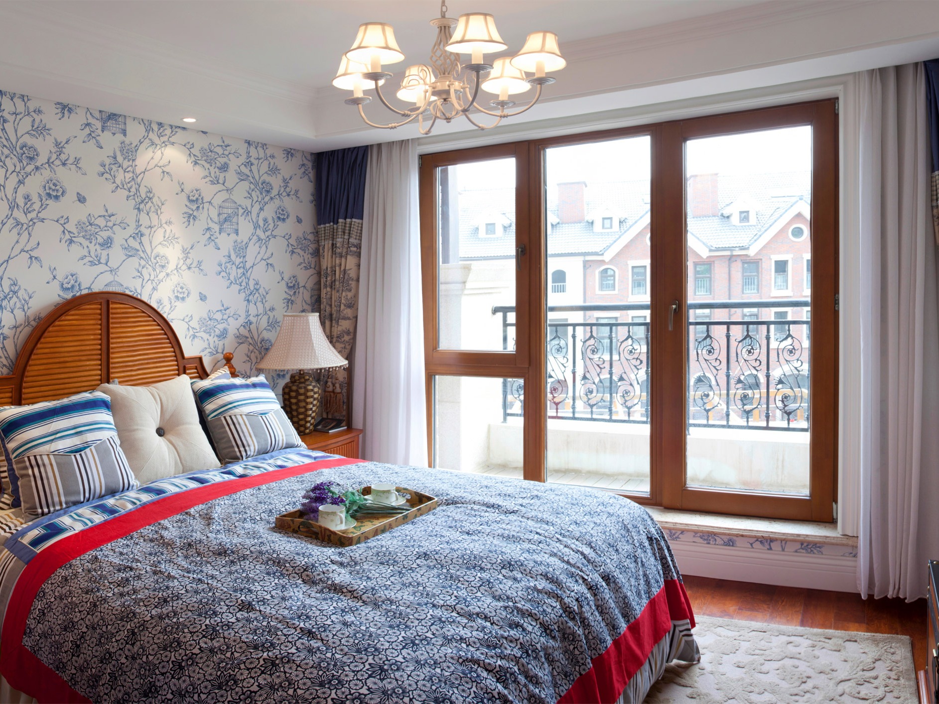 鋁木復(fù)合門窗J102系列