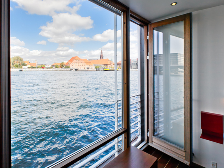 鋁包木內(nèi)開門J88系列