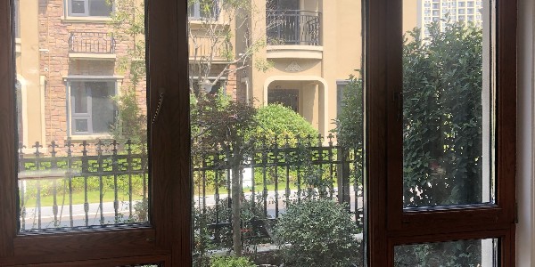 該如何挑選鋁包木門窗才能放心滿意