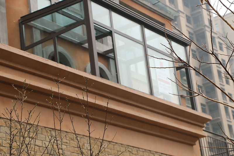 鋁包木門窗外景展示