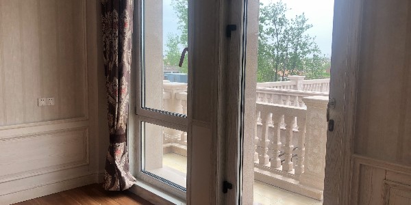 鋁包木門窗價(jià)格多少錢-產(chǎn)品質(zhì)量比價(jià)格更重要