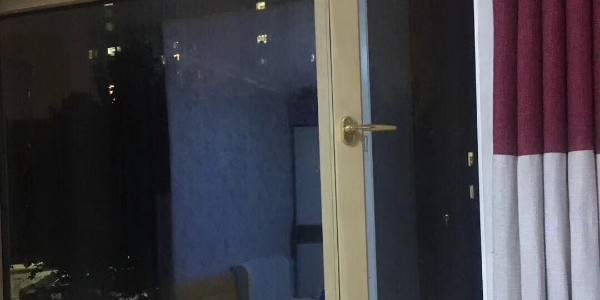 鋁包木門窗廠家告訴你高層為什么不能用外開窗