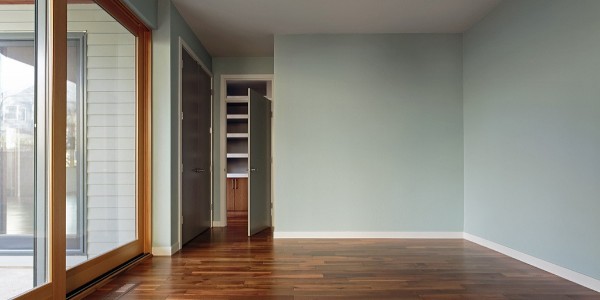 為什么要裝鋁包木陽臺提升推拉門?